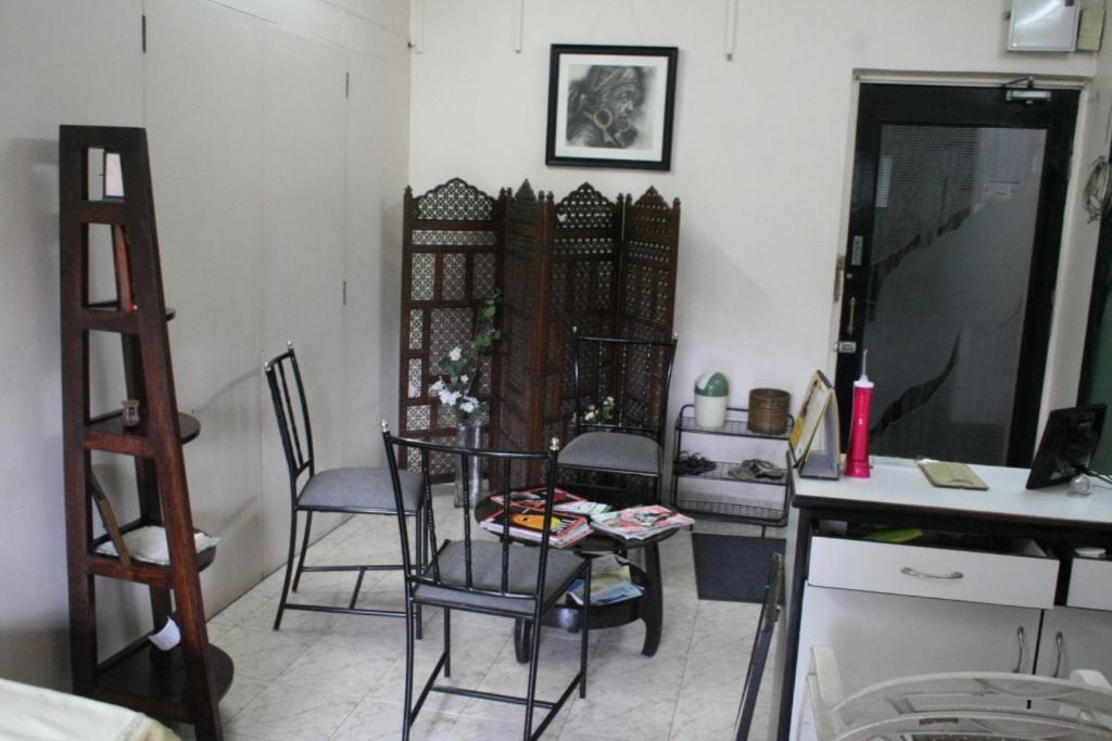Apartment #3 Gulmohar Chalet